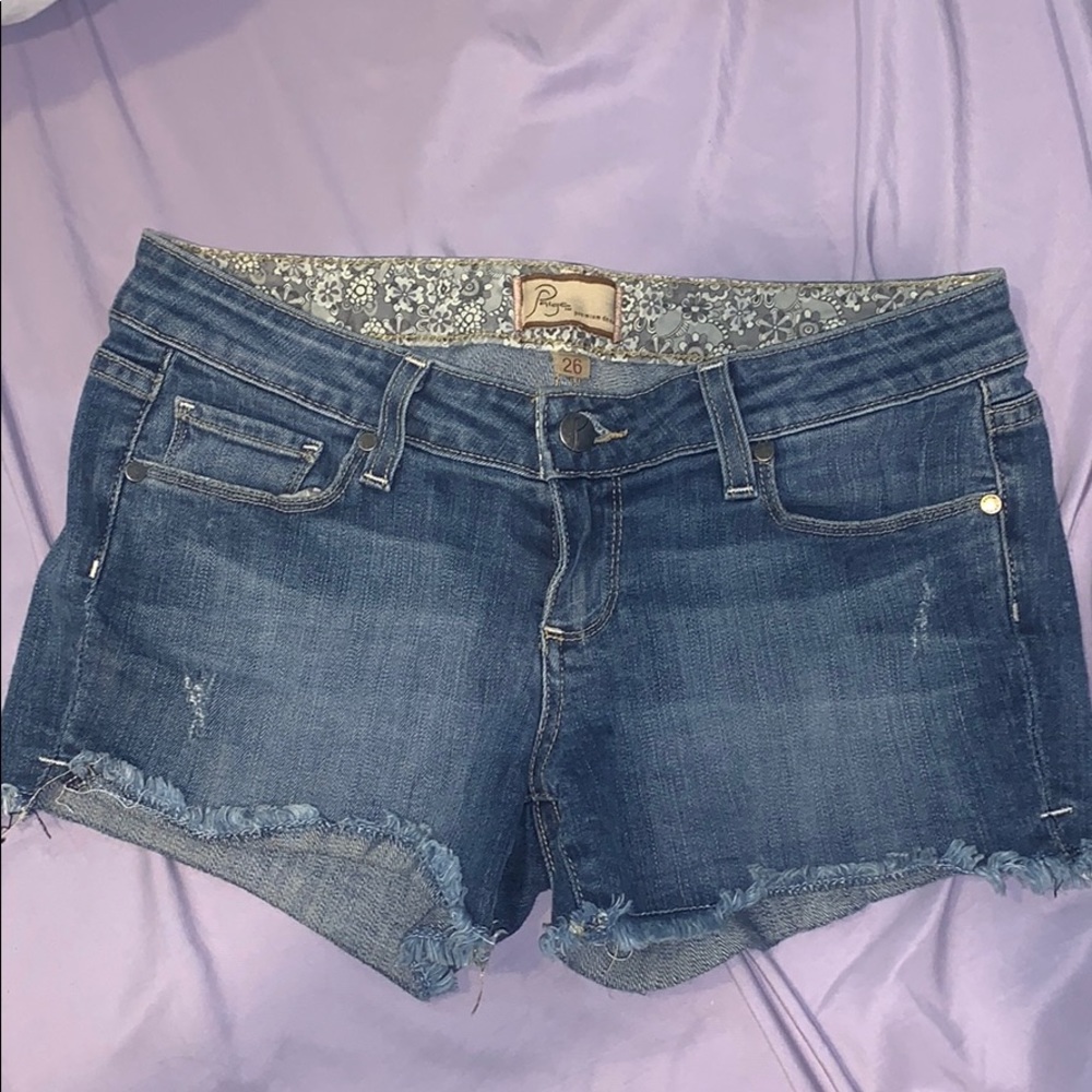 Paige premium denim Jean shorts. Low rise